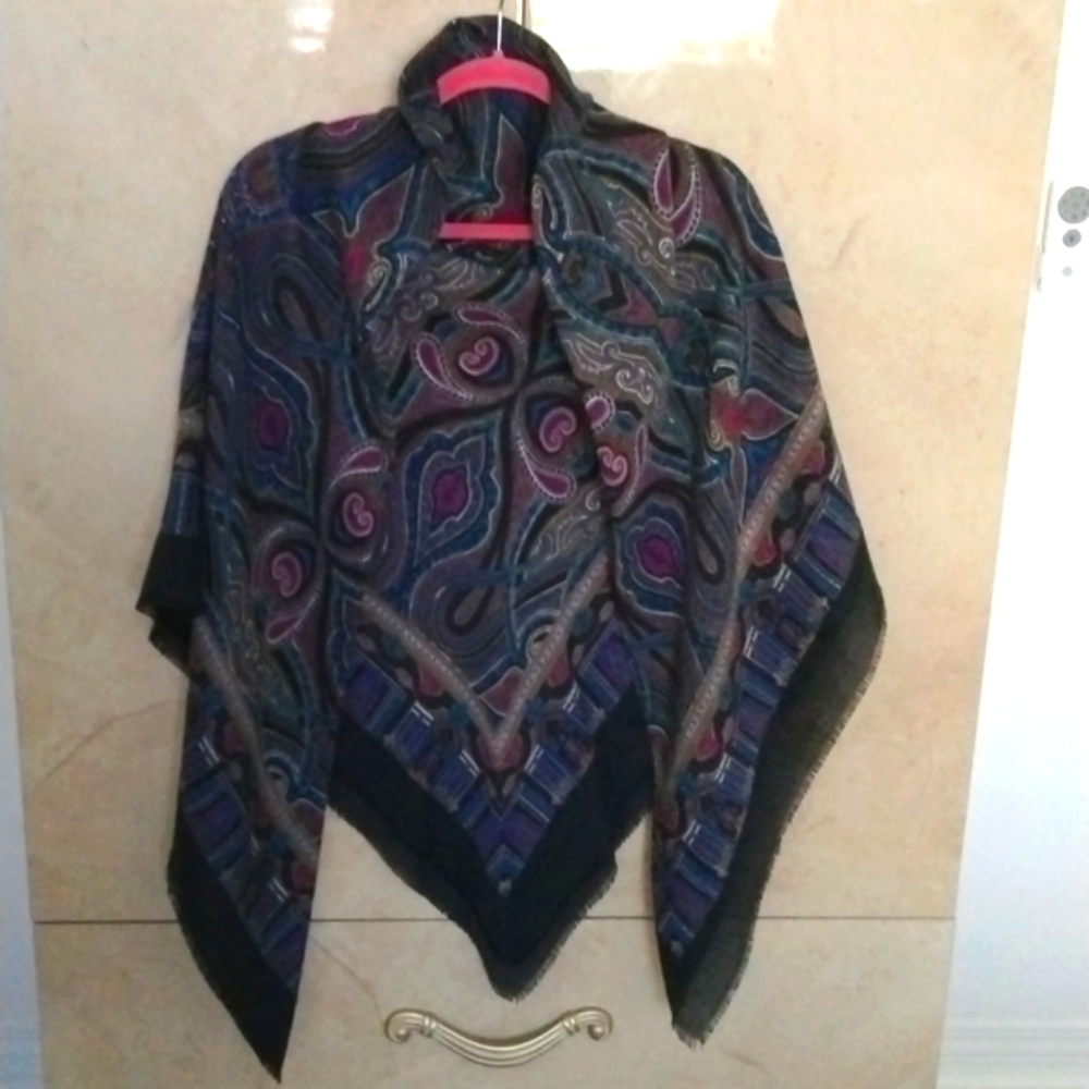Italian made wool scarf